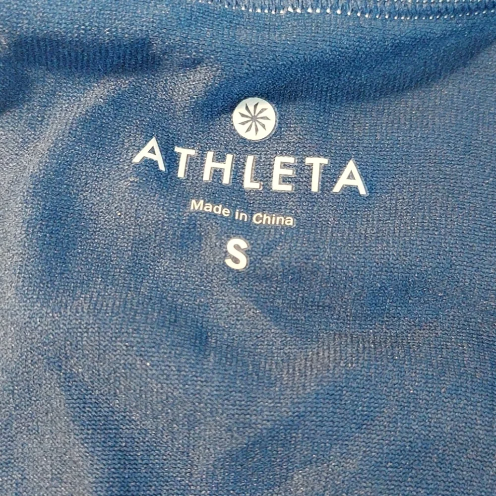 Athleta aqualuxe print